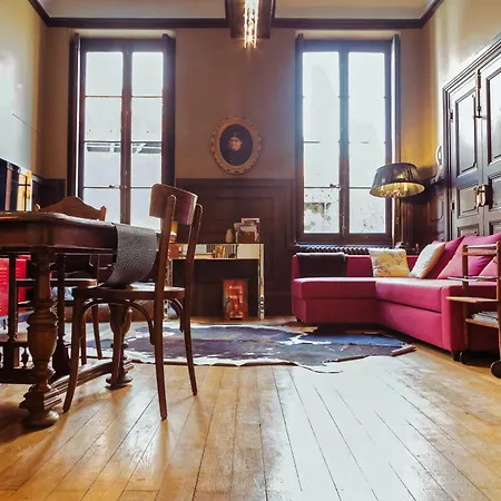 Appartement Authentic Flat In *