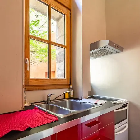 Authentic Flat In * ديجون
